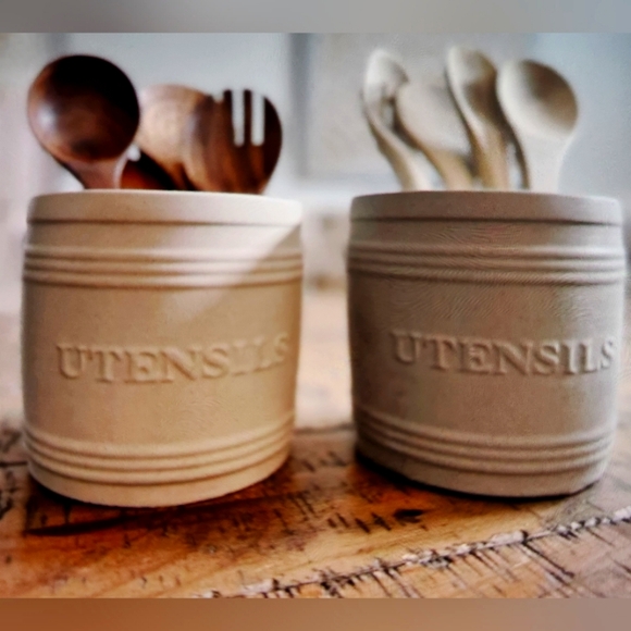 Concrete Utinsel Holder by Bray & Emmy J  *NEW* - Picture 1 of 8